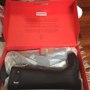 Hunter boots. Black size 8 womens